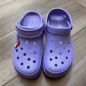 Women’s crocs platform